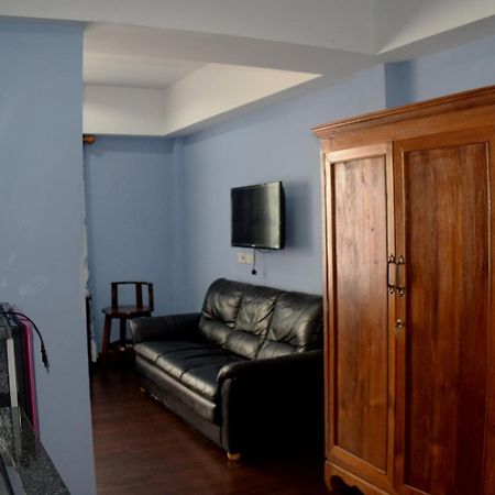 Room To Let Chiang Mai Exterior photo