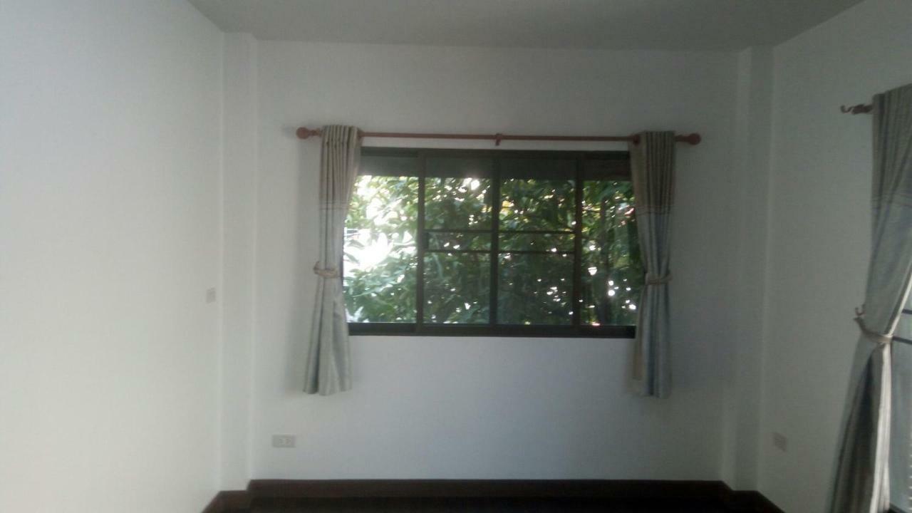 Room To Let Chiang Mai Exterior photo