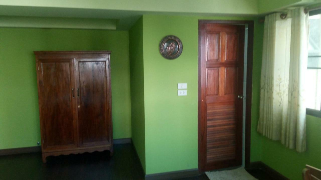 Room To Let Chiang Mai Exterior photo