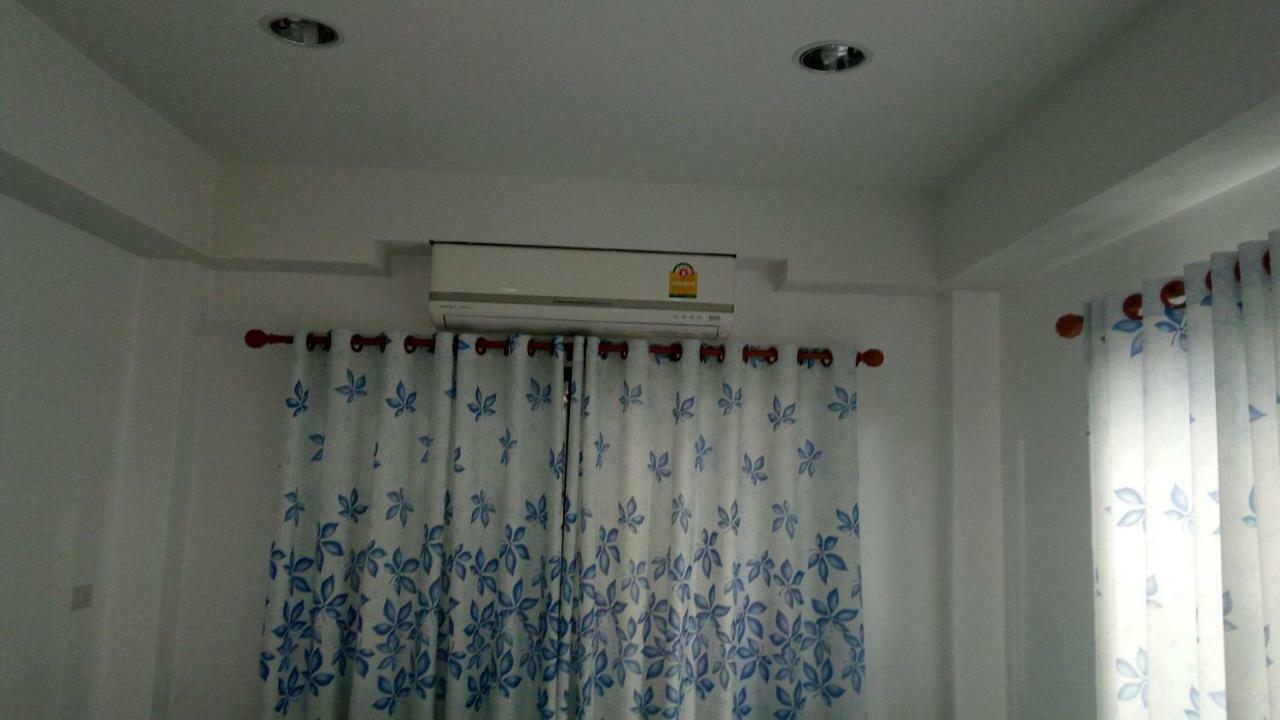 Room To Let Chiang Mai Exterior photo